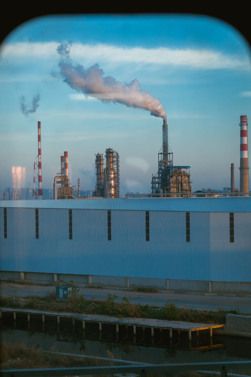 The Hydrogen Economy in 2026: Where Green Hydrogen Works, Where It Doesn't, and Who's Paying